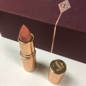 Charlotte Tilbury lipstick